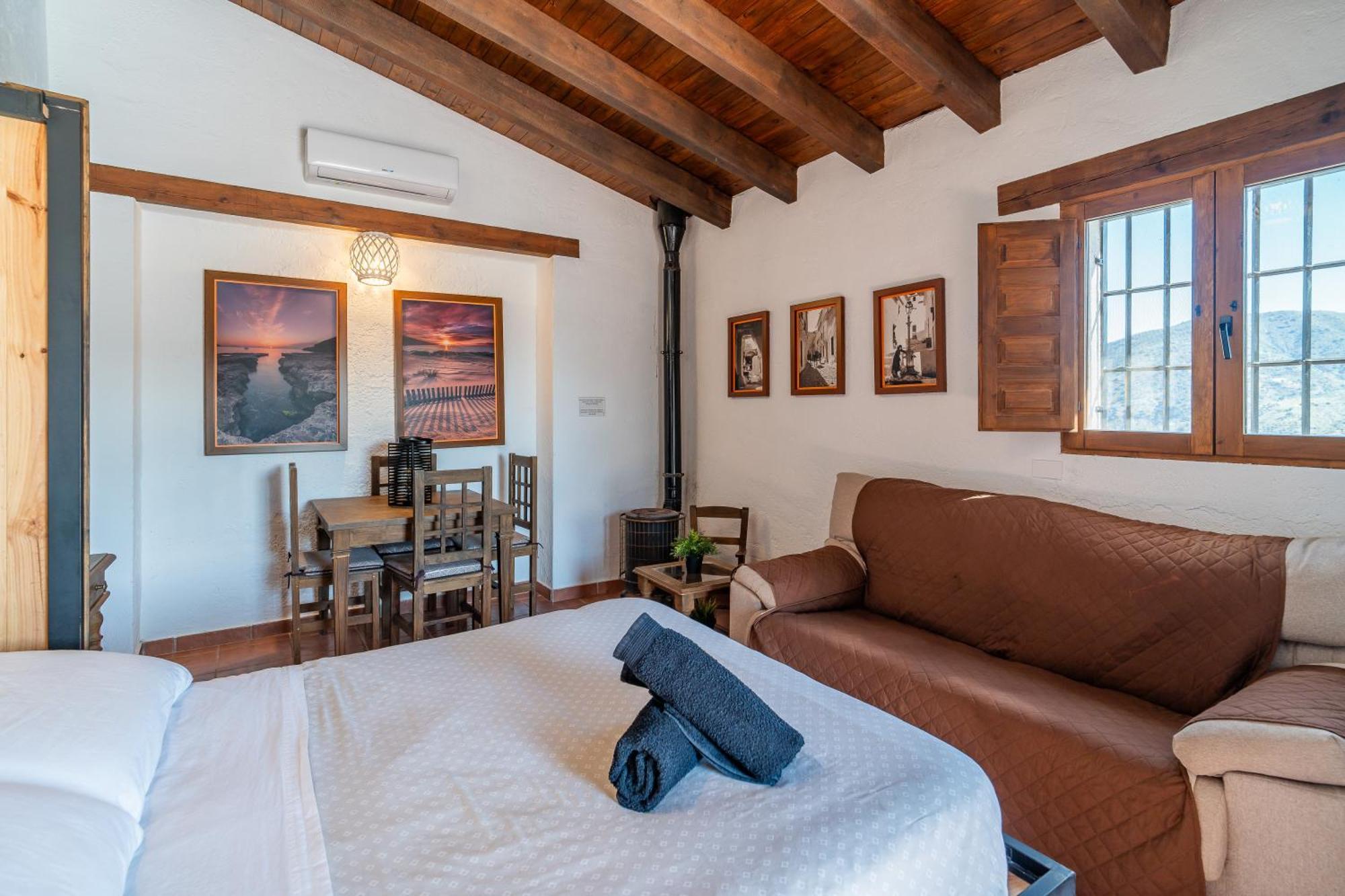 Complejo Rural El Mirador Guest House Málaga Eksteriør bilde